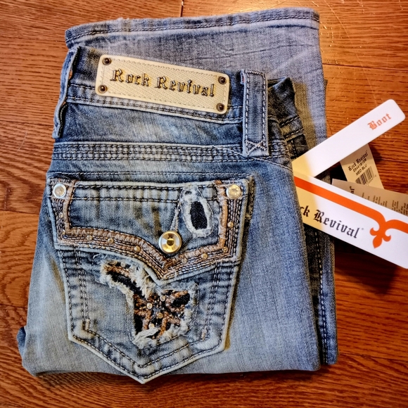 😍🥰New 'Betty' boot Rock Revival jeans🥰😍 - Picture 1 of 11